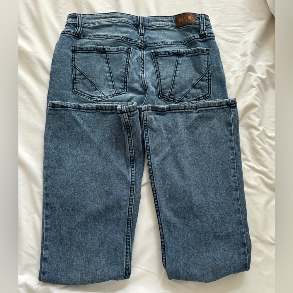 Shyanne Bootcut Jeans - Picture 2 of 5